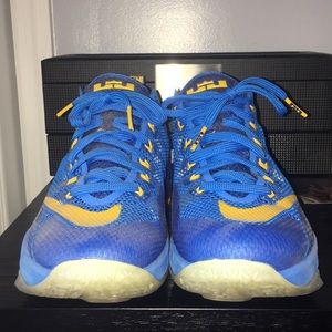 Lebron 12 low entourage size 9